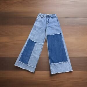 Rue 21 Jeans High Ride Wide Flare Juniors Size 1 Cotton Spanex Patch Jeans